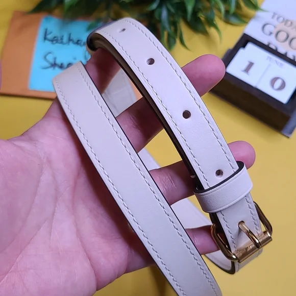 BNEW UNUSED LOUIS VUITTON OFF WHITE ADJUSTABLE CROSSBODY LEATHER STRAP GOLD HW - Picture 6 of 10